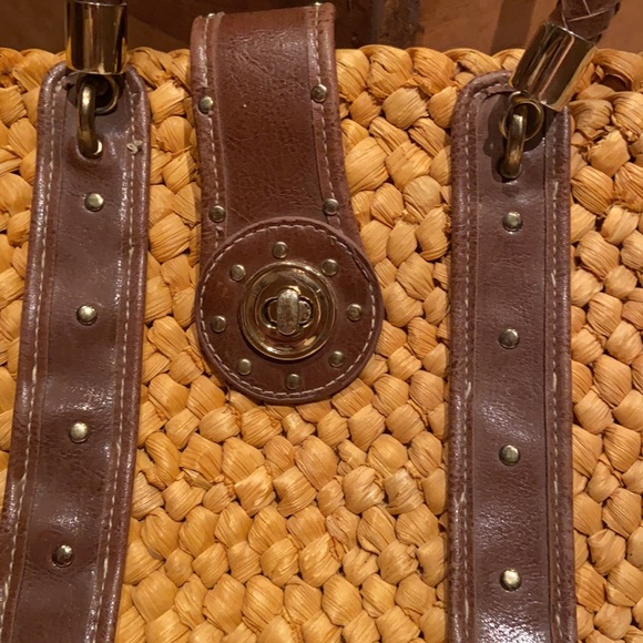 XOXO Cornsilk Straw Satchel with Brown Vinyl Trim - Picture 5 of 5